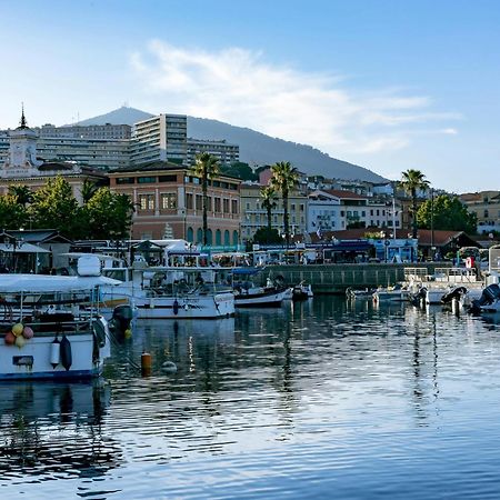 Motel De Porticcio Портіччо Екстер'єр фото